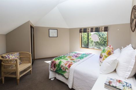 Photo of property in 71a Hamilton Avenue, Ilam, Christchurch, 8041