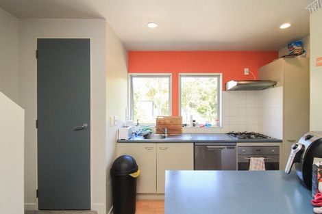 Photo of property in 152g Tasman Street, Mount Cook, Wellington, 6021