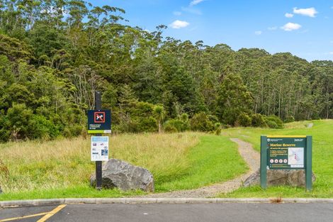 Photo of property in 19 Hurihuri Road, Okura Bush, Silverdale, 0794