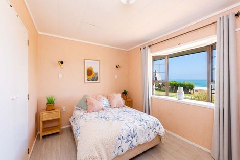 Photo of property in 51 Taumatawiwi Street, Opononi, Kaikohe, 0473