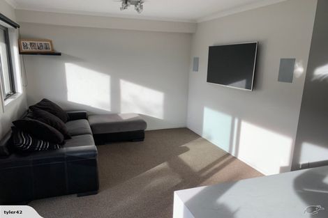 Photo of property in 12 Carver Place, Lynmouth, New Plymouth, 4310