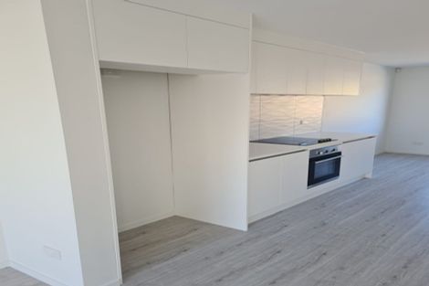 Photo of property in 8d Roys Road, Weymouth, Auckland, 2103