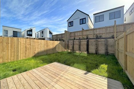 Photo of property in 3 Porowha Road, Westgate, Auckland, 0814