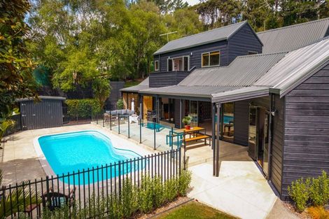 Photo of property in 7 Attwood Road, Paremoremo, Auckland, 0632