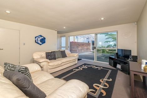 Photo of property in 24 Zabeel Crescent, Takanini, 2112