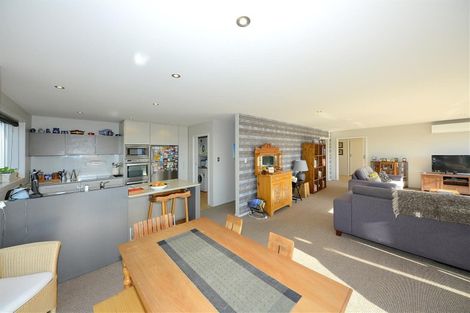 Photo of property in 30 Overdale Drive, Cashmere, Christchurch, 8022