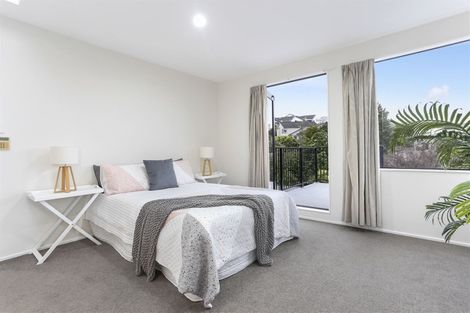 Photo of property in 2/20a Rawene Road, Birkenhead, Auckland, 0626