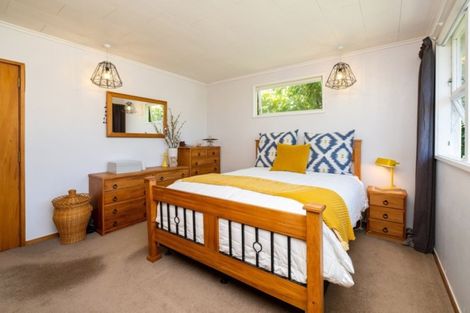 Photo of property in 13 Denholm Road, Hospital Hill, Napier, 4110