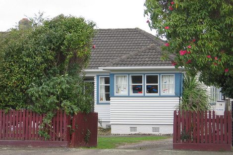 Photo of property in 16 Millar Street, Terrace End, Palmerston North, 4410