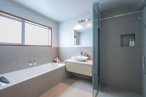 Photo of property in 25 Kitakita Grove, Motueka, 7120