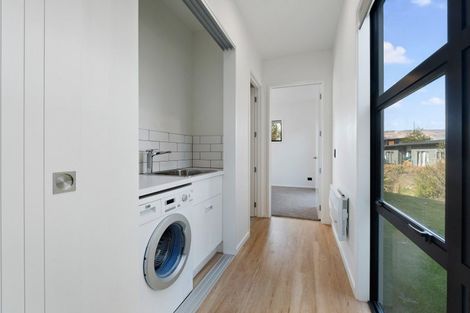 Photo of property in 15 Matipo Street, Wanaka, 9305