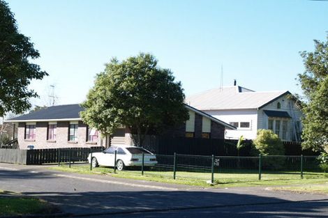 Photo of property in 33 Yates Road, Mangere East, Auckland, 2024