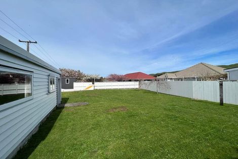 Photo of property in 5a Elizabeth Street, Pukerua Bay, 5026