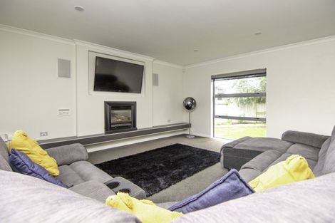 Photo of property in 26 Pegasus Place, Kelvin Grove, Palmerston North, 4414