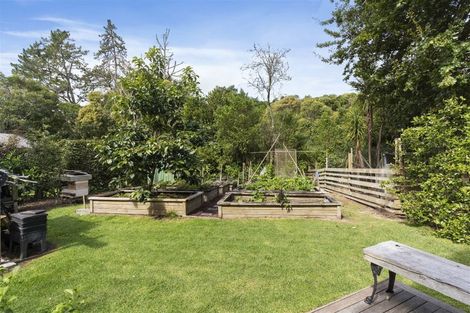 Photo of property in 49a Advene Road, Cockle Bay, Auckland, 2014