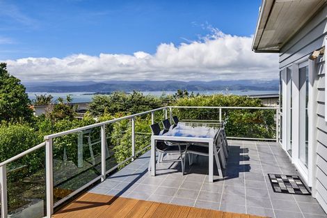 Photo of property in 102 Homebush Road, Khandallah, Wellington, 6035