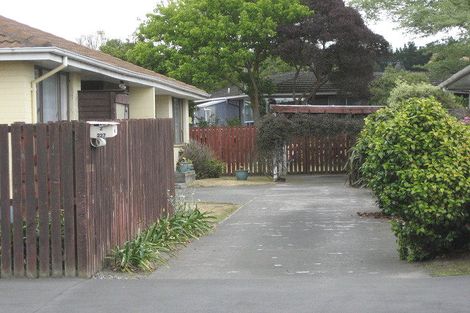 Photo of property in 2/227 Queenspark Drive, Parklands, Christchurch, 8083