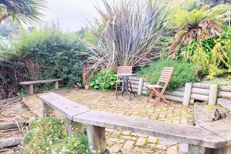 Photo of property in 22 Wharfdale Street, Macandrew Bay, Dunedin, 9014