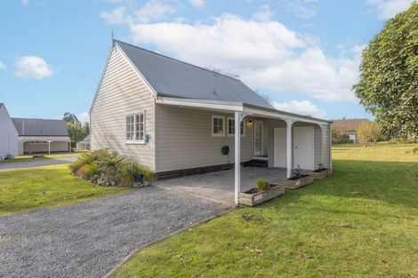 Photo of property in 9/30 Sorrento Drive, Rangatira Park, Taupo, 3330