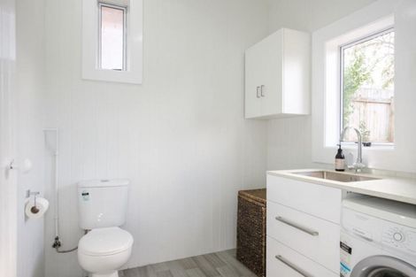 Photo of property in 15 Wills Street, Balaclava, Dunedin, 9011