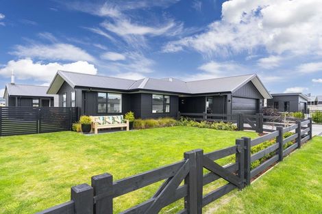 Photo of property in 19 Maru Terrace, Wharewaka, Taupo, 3330