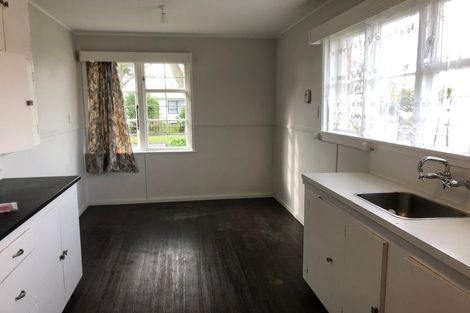 Photo of property in 21 Ballantyne Avenue, Upper Riccarton, Christchurch, 8041