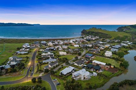 Photo of property in 253 Mangatawhiri Road, Omaha, 0986