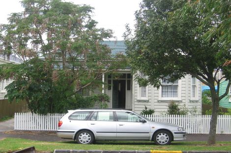 Photo of property in 1/6 Kowhai Street, Mount Eden, Auckland, 1024