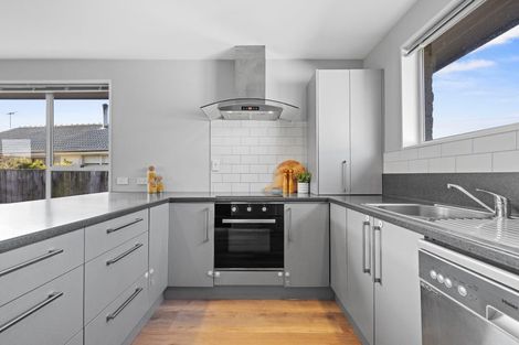 Photo of property in 20 Inverell Place, North New Brighton, Christchurch, 8083