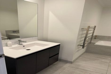 Photo of property in 31/1 Scott Road, Hobsonville, Auckland, 0616