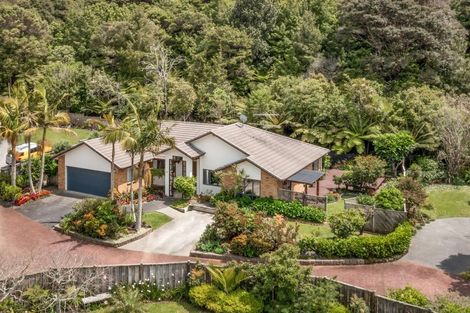 Photo of property in 17 Kate Sheppard Avenue, Torbay, Auckland, 0630