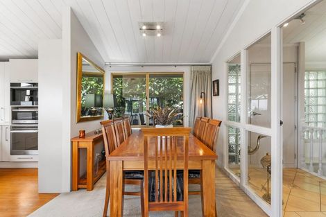 Photo of property in 5 Amante Crescent, Mairangi Bay, Auckland, 0630