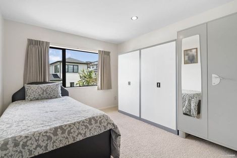Photo of property in 23 Platinum Rise, Ranui, Auckland, 0612