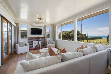 Photo of property in 2 Hillary Street, Waihi Beach, 3611