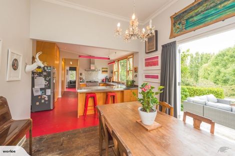 Photo of property in 37 Karewa Street, Castlecliff, Whanganui, 4501