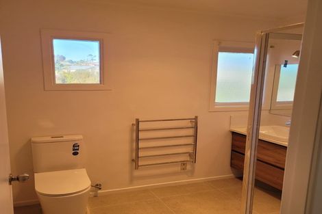 Photo of property in 34 Titoki Street, Te Atatu Peninsula, Auckland, 0610