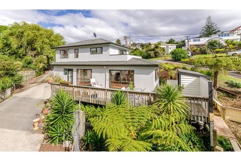 Photo of property in 24a Korotaha Terrace, Rothesay Bay, Auckland, 0630