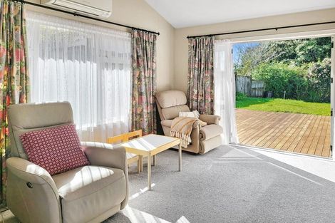 Photo of property in 9 Cinnabar Place, Westgate, Auckland, 0614