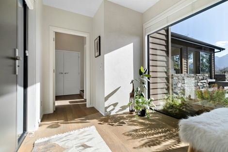 Photo of property in 5 Ellesmere Avenue, Jacks Point, Queenstown, 9371