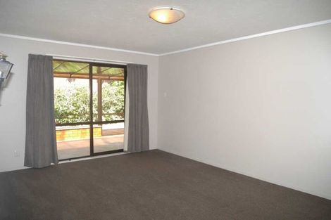 Photo of property in 21 Moana Road, Paraparaumu, 5032