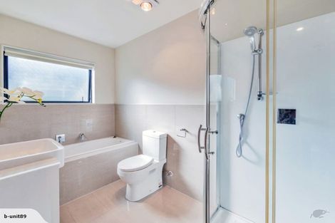 Photo of property in 16 Cityview Place, Massey, Auckland, 0614