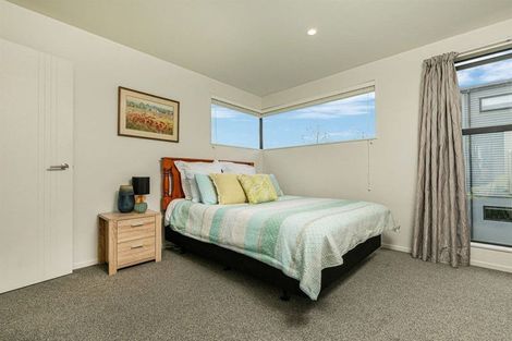 Photo of property in 21 Carder Court, Hobsonville, Auckland, 0618