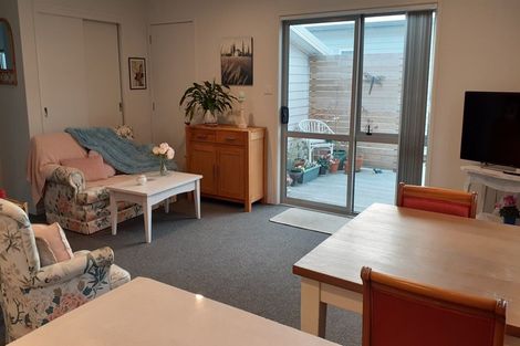 Photo of property in 11 Kamahi Crescent, Papamoa Beach, Papamoa, 3118