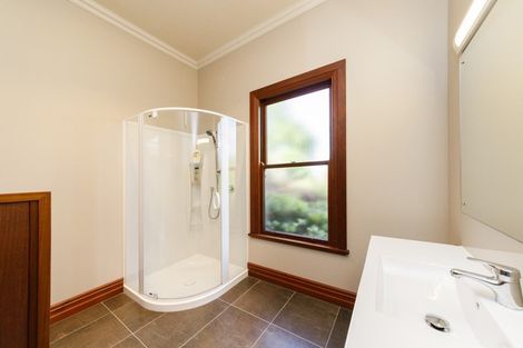 Photo of property in 79 Cashmere Drive, Fitzherbert, Palmerston North, 4410