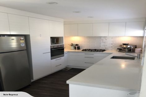 Photo of property in 2/11 Ripon Crescent, Meadowbank, Auckland, 1072