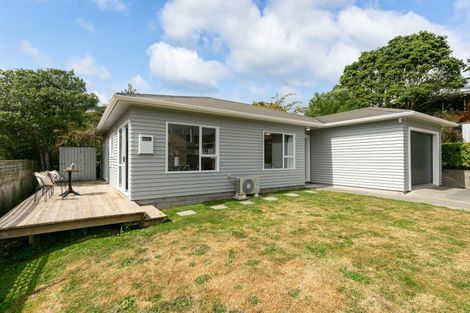 Photo of property in 26a Duncan Street, Tawa, Wellington, 5028