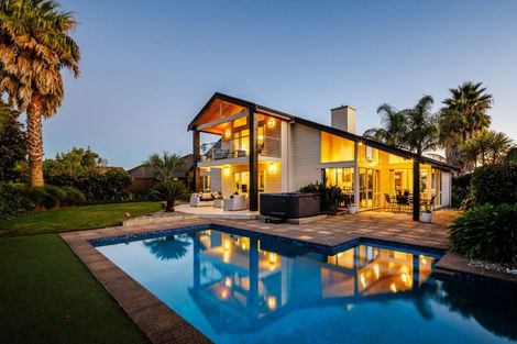 Photo of property in 15 The Esplanade, Huntington, Hamilton, 3210