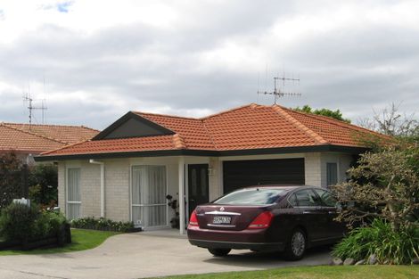 Photo of property in 15 Sunvale Place, Gate Pa, Tauranga, 3112