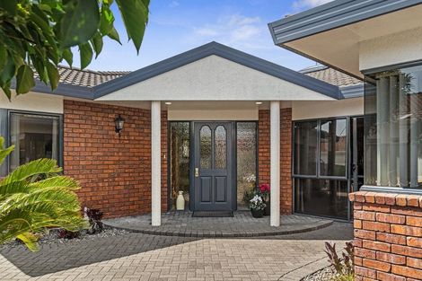 Photo of property in 19 Plateau Heights, Mount Maunganui, 3116