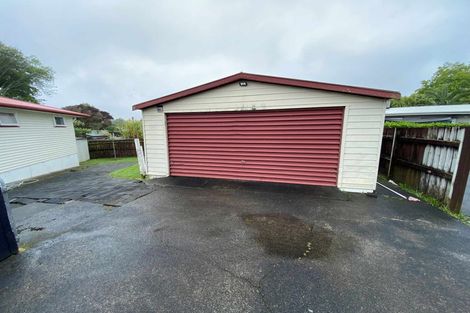 Photo of property in 38a Woodglen Road, Glen Eden, Auckland, 0602